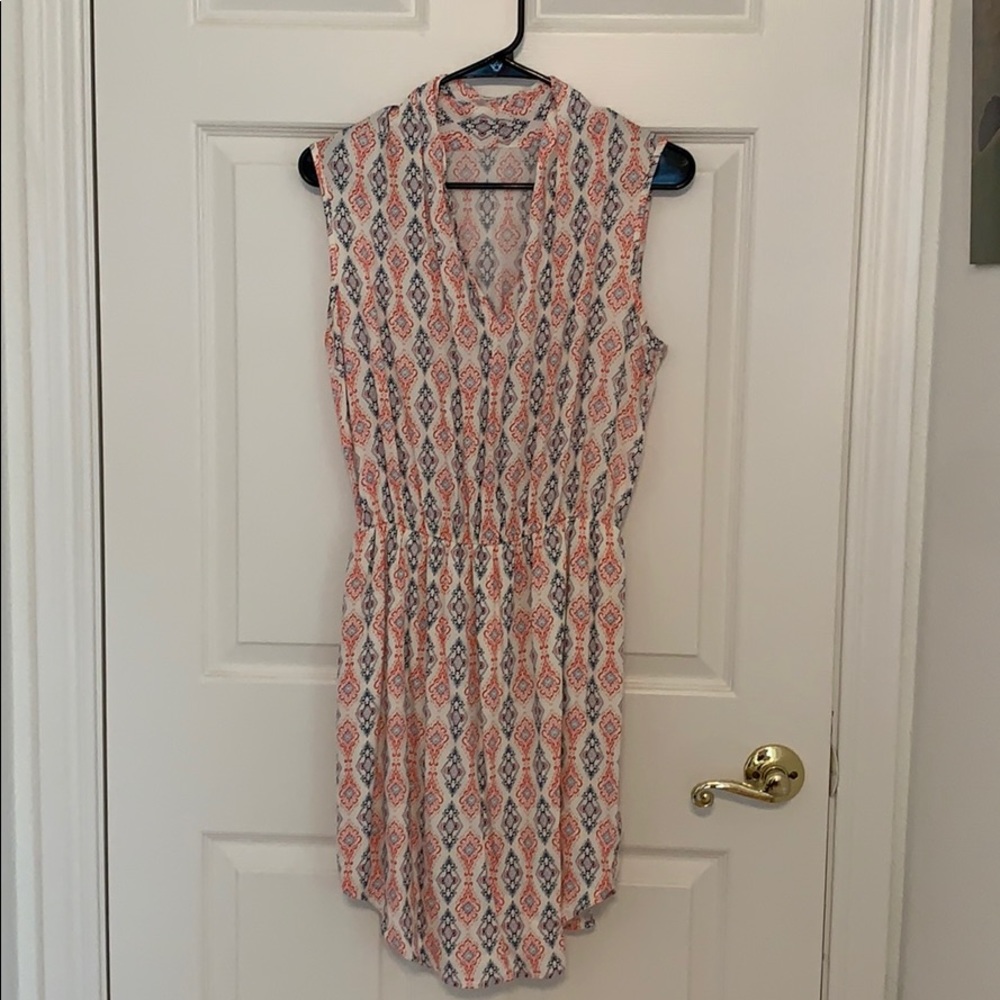 Patterned Dress - Picture 2 of 4